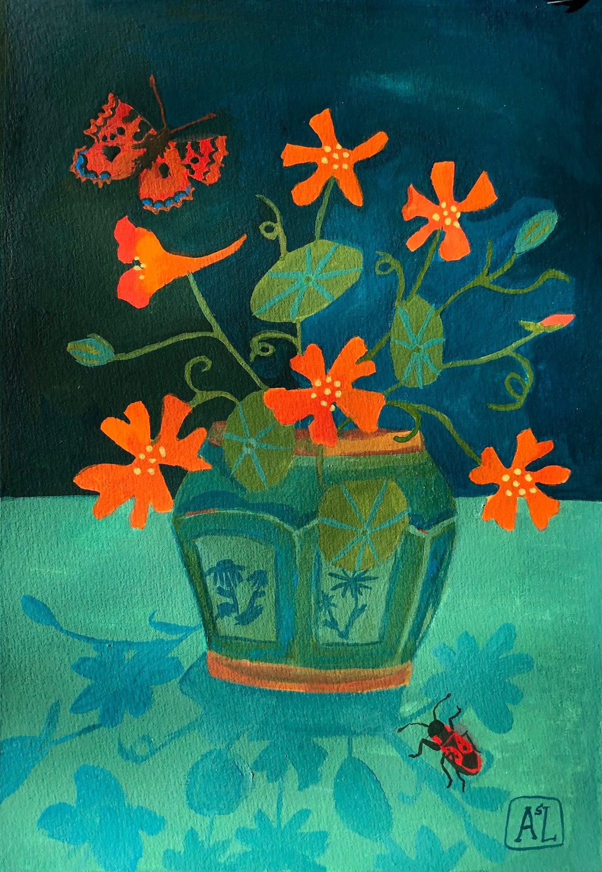 handgeschilderd handgemaakt Oost Indische kers stilleven schilderij. Dit uitbundige bloem stilleven heeft oranje bloemen op een donkere achtergrond. Het fel oranje van de wilde bloemen heeft een prachtig contrast met de Orientaalse emerald groene gemberpot. 