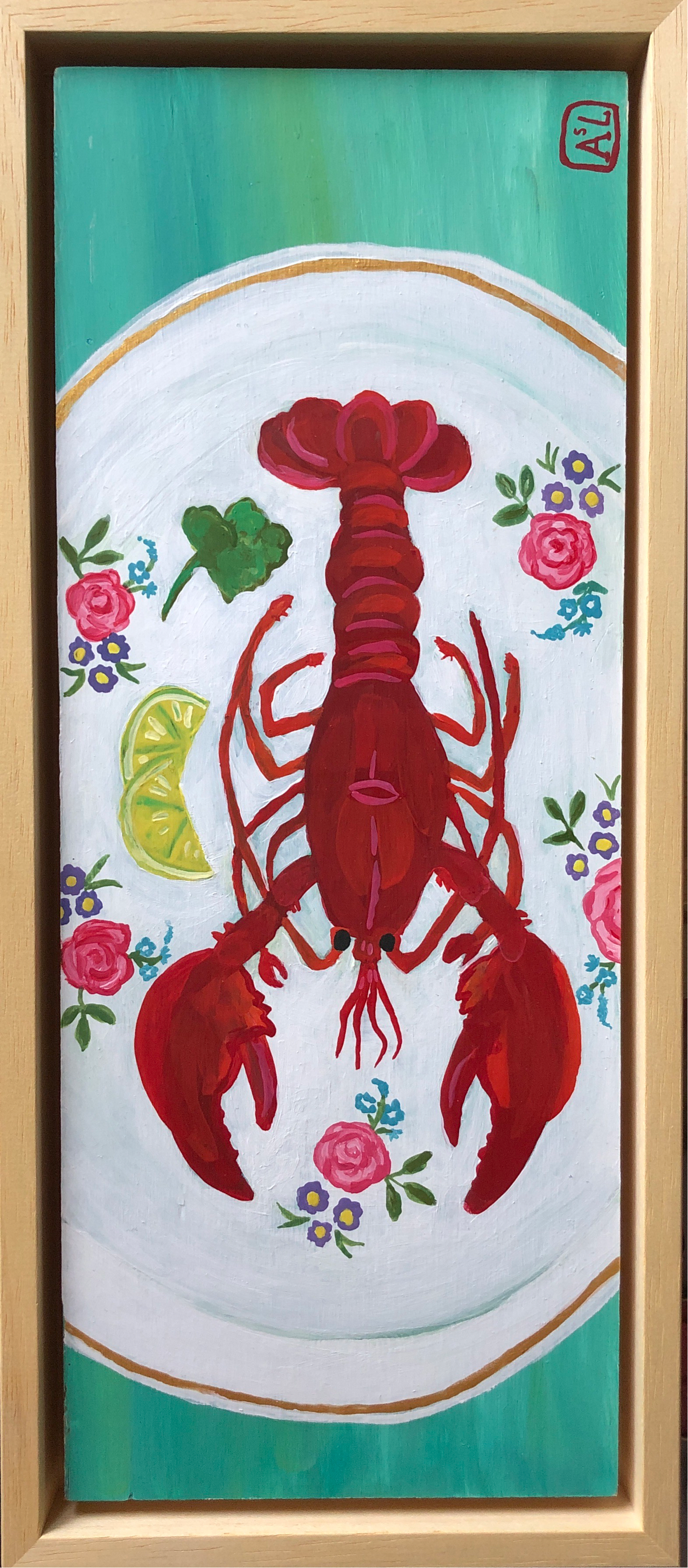 Handgeschilderd schilderij van rode kreeft op een bord. Handgemaakt kleurrijk Keuken stilleven met rode kreeft op een bord met roze rozen.